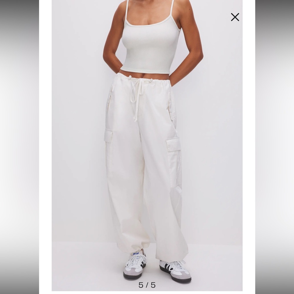 NWT Good American Parachute Pants in Cloud White